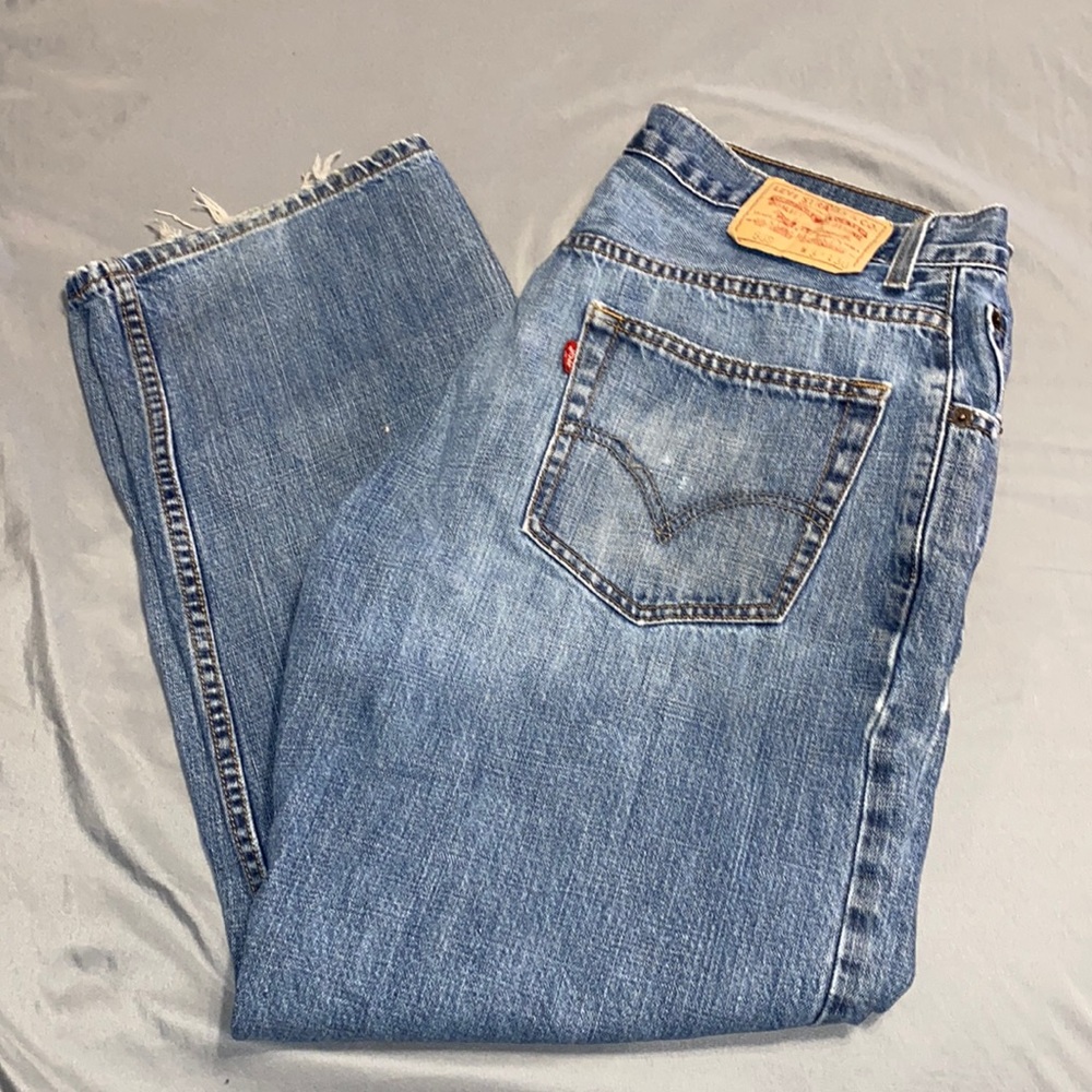 Men’s Levi’s 559 distressed Relaxed Straight leg